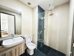 Sims Edge (D14), Apartment #570934911